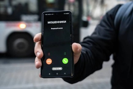 Мошенники начали массово звонить жертвам, представляясь сотрудниками поликлиник
