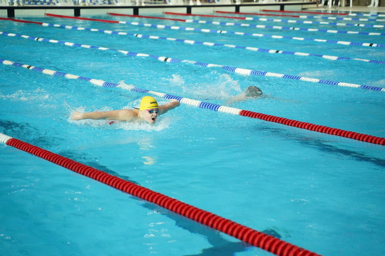 Спортсмены Прибайкалья завоевали 15 медалей на третьем этапе межрегиональных соревнований по плаванию «Кубок Сибири», которые с 16 по 18 декабря проходили в ВСК «Солнечный» в Иркутске Спортсмены Прибайкалья завоевали 15 медалей на третьем этапе межрегиональных соревнований по плаванию «Кубок Сибири», которые с 16 по 18 декабря проходили в ВСК «Солнечный» в Иркутске