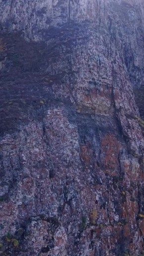 Скала Архей, озеро Байкал Иркутская область, Россия