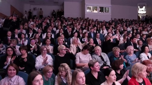 ������ �������: 300 ������ ���������� �������� ����������� �������� ������� ��������� ����