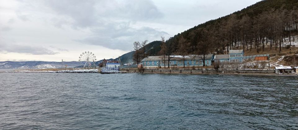 В новогодние праздники лед в Листвянке не встанет