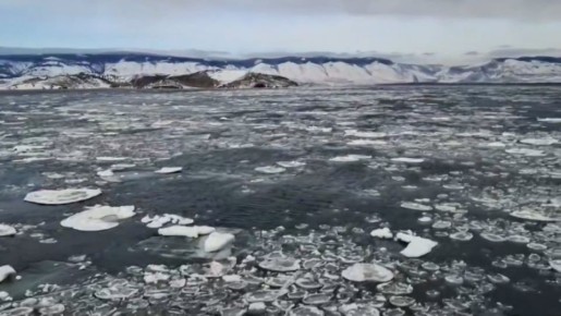 Сегодня завершила работу паромная переправа на остров Ольхон