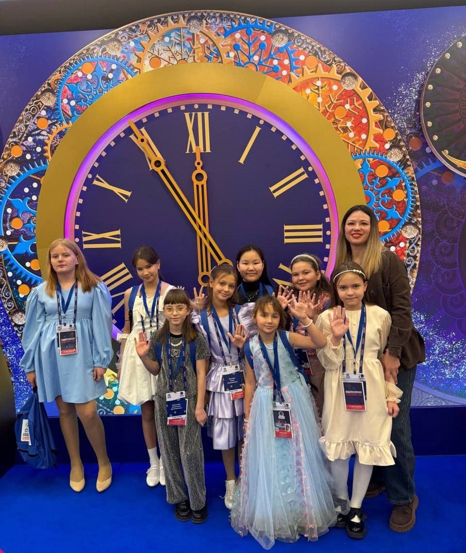 Главную новогоднюю ёлку в Кремле посетили 76 детей из Иркутской области Главную новогоднюю ёлку в Кремле посетили 76 детей из Иркутской области