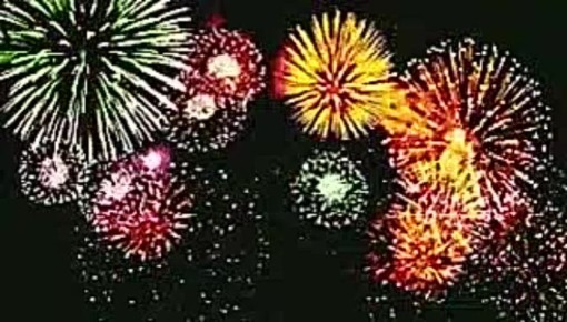Ни один Новый год не обходится без салютов