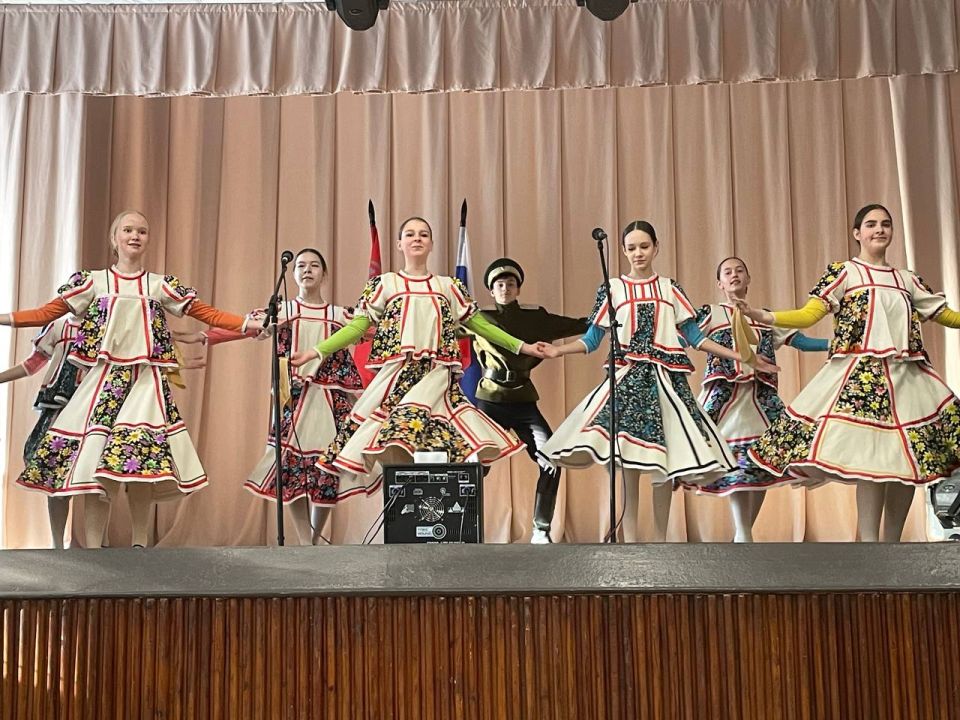 �������� ��������� ����� �������� � 8 ���������� � ����� ����� ������ � ������� ���������