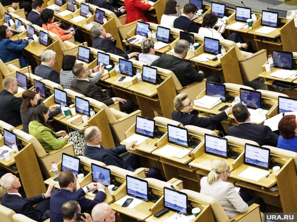 Госдума предложила упростить декларации доходов госслужащих