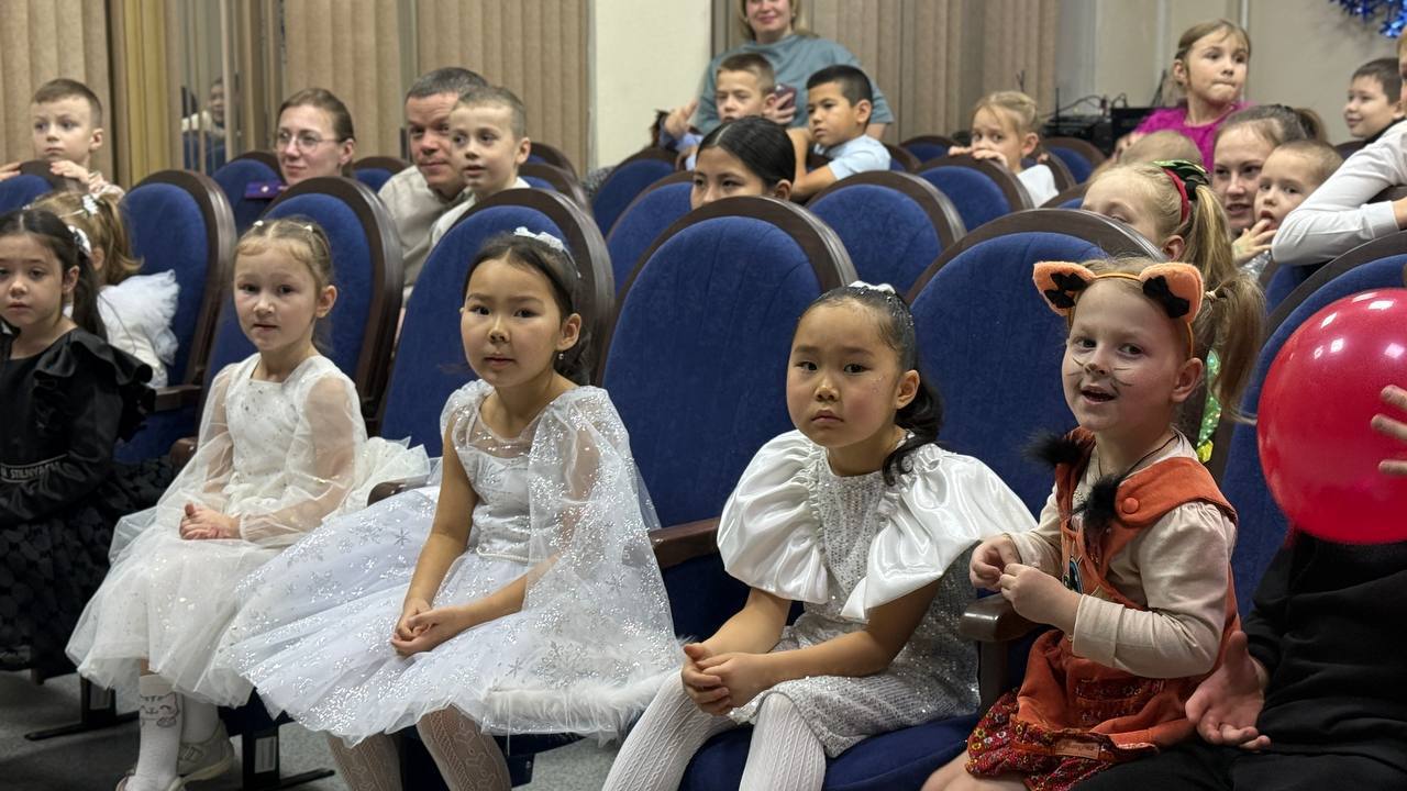 В следственном управлении состоялось новогоднее мероприятие для детей сотрудников В следственном управлении состоялось новогоднее мероприятие для детей сотрудников