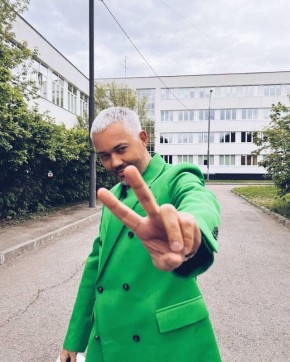 Как выглядеть моложе: стильные советы от Александра Рогова для женщин старше 50