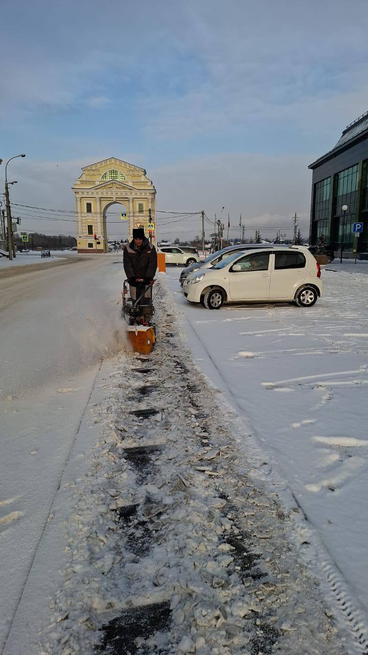 В Иркутске усилены работы по вывозу снега и устранению колеи В Иркутске усилены работы по вывозу снега и устранению колеи