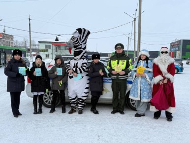 «Ленточка безопасности» — в Черемхово пешеходам напомнили о соблюдении дорожных правил
