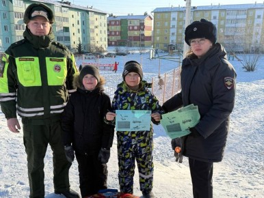 В Черемхово сотрудники полиции совместно с представителями ВАИ провели профилактические рейды по выявлению несанкционированных горок