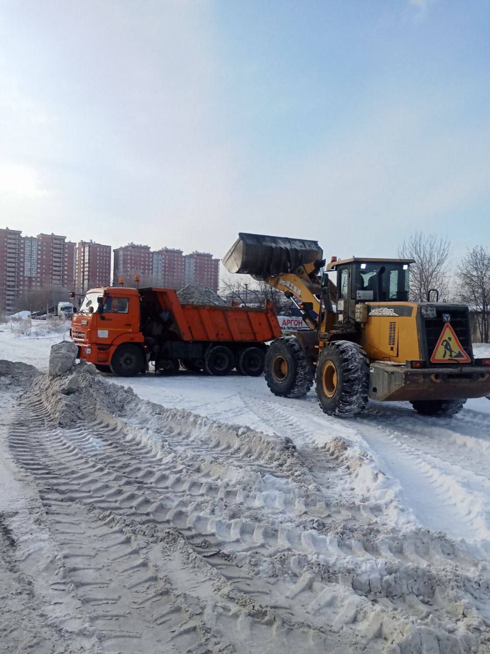 1500 тонн снега вывезли с улиц Иркутска за сутки 1500 тонн снега вывезли с улиц Иркутска за сутки
