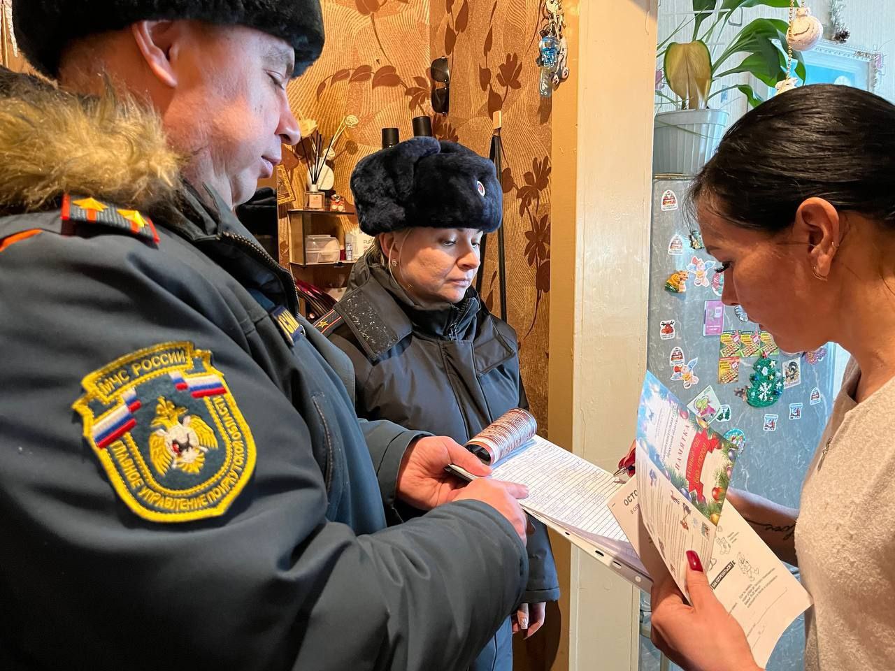 Транспортные полицейские принимают участие в межведомственной акции "Сохрани ребёнку жизнь" Транспортные полицейские принимают участие в межведомственной акции "Сохрани ребёнку жизнь"