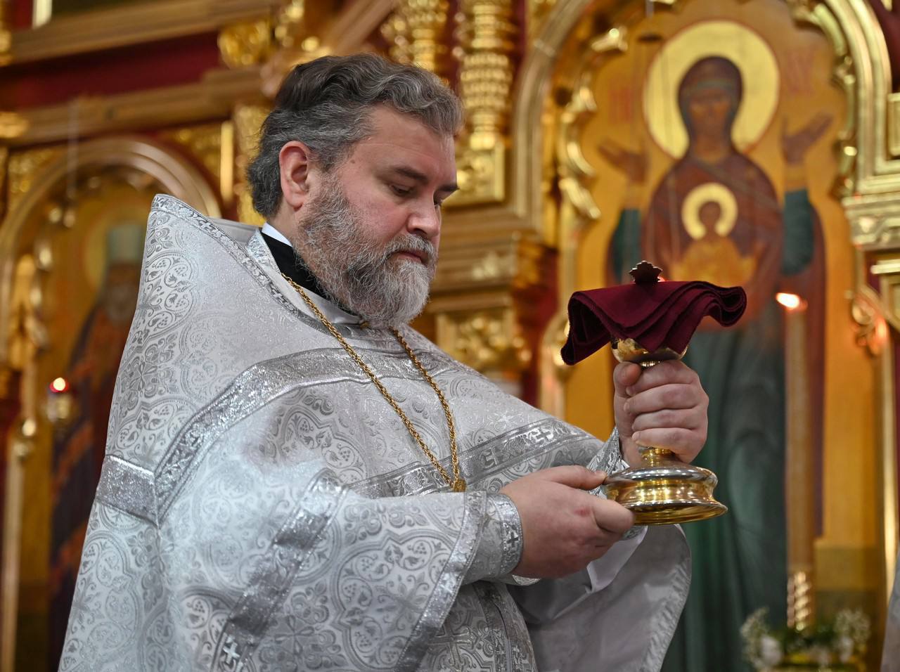 Доброе утро и с Рождеством Христовым, друзья! Доброе утро и с Рождеством Христовым, друзья!