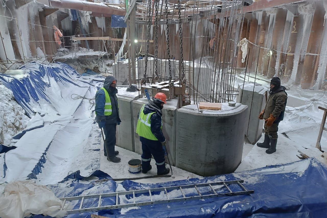 На мосту через Витим в Бодайбинском районе начали возведение русловых опор На мосту через Витим в Бодайбинском районе начали возведение русловых опор