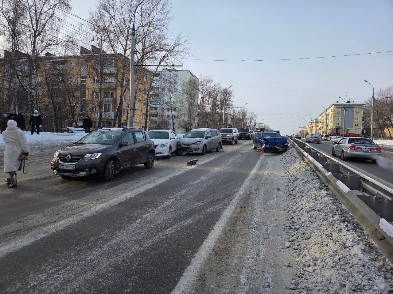 ДТП с участием 7 автомобилей произошло на Байкальской в Иркутске