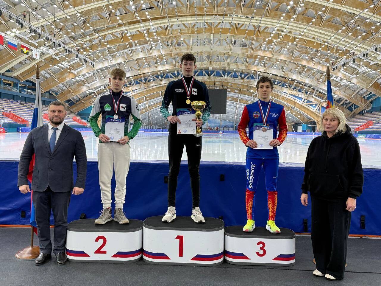 Три золотые, две серебряные и две бронзовые медали выиграли спортсмены Иркутской области на втором этапе первенства Сибирского федерального округа по конькобежному спорту в многоборье Три золотые, две серебряные и две бронзовые медали выиграли спортсмены Иркутской области на втором этапе первенства Сибирского федерального округа по конькобежному спорту в многоборье