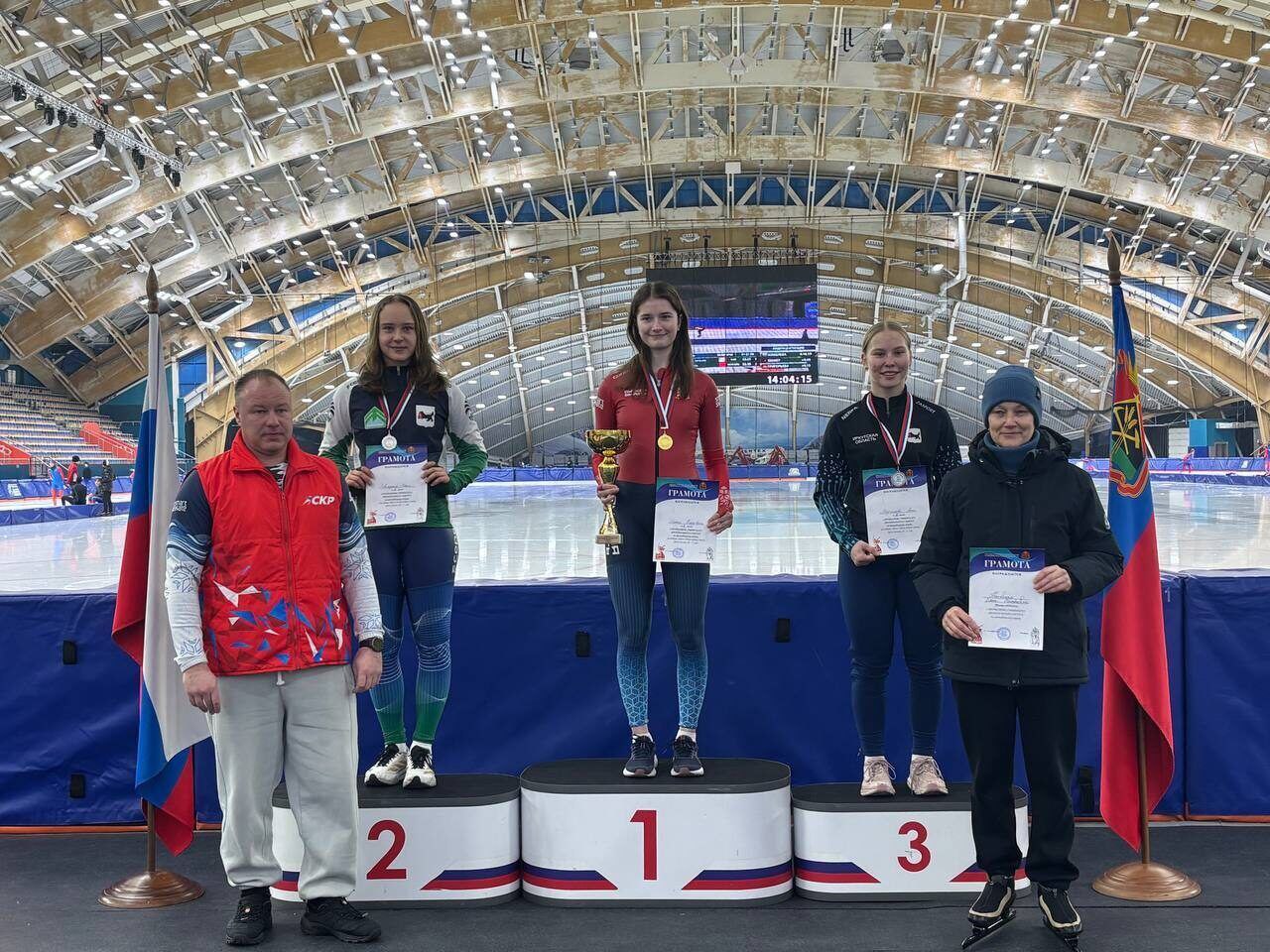 Три золотые, две серебряные и две бронзовые медали выиграли спортсмены Иркутской области на втором этапе первенства Сибирского федерального округа по конькобежному спорту в многоборье Три золотые, две серебряные и две бронзовые медали выиграли спортсмены Иркутской области на втором этапе первенства Сибирского федерального округа по конькобежному спорту в многоборье