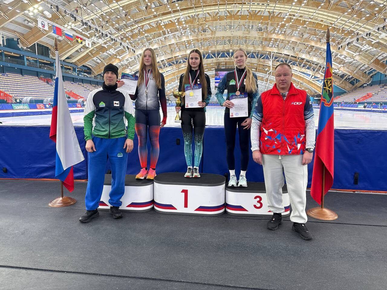 Три золотые, две серебряные и две бронзовые медали выиграли спортсмены Иркутской области на втором этапе первенства Сибирского федерального округа по конькобежному спорту в многоборье Три золотые, две серебряные и две бронзовые медали выиграли спортсмены Иркутской области на втором этапе первенства Сибирского федерального округа по конькобежному спорту в многоборье