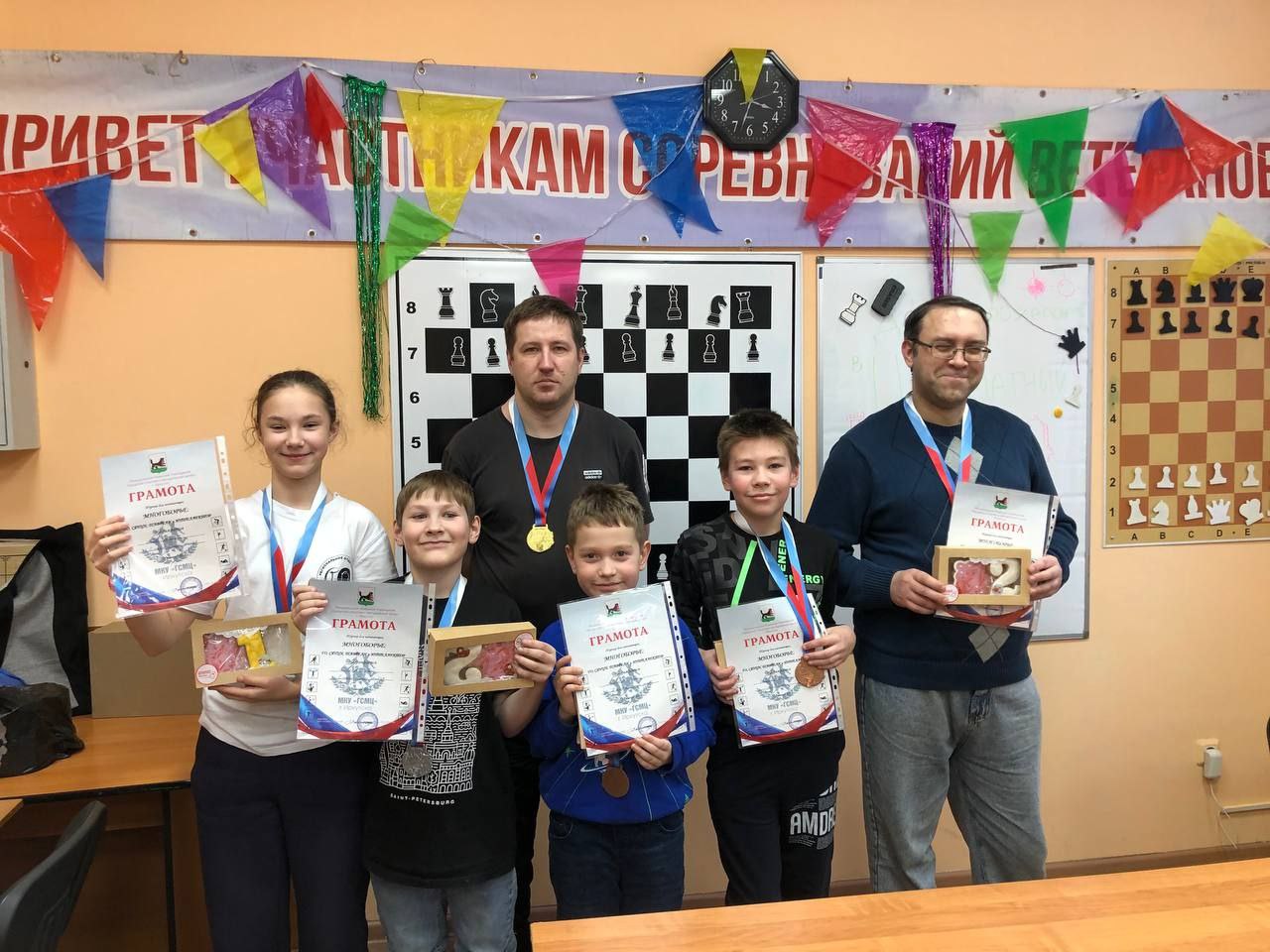 Впервые в Иркутске прошли соревнования по настольным стратегическим играм «Многоборье: го, таврели, сянци и интеллектор» Впервые в Иркутске прошли соревнования по настольным стратегическим играм «Многоборье: го, таврели, сянци и интеллектор»