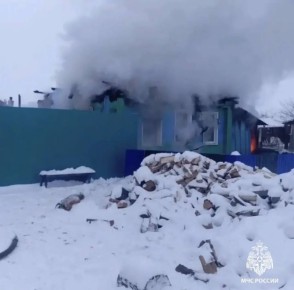 Женщина-герой вытащила четверых детей из горящего дома в Куйтунском районе