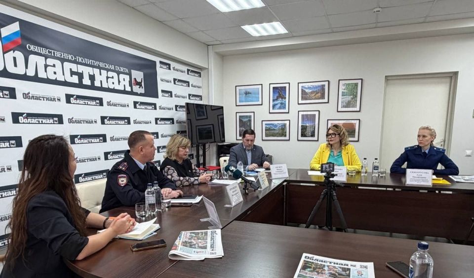 Представитель прокуратуры Иркутской области принял участие в работе круглого стола по вопросам защиты имущественных прав граждан, который состоялся в пресс-центре общественно-политической газеты «Областная»