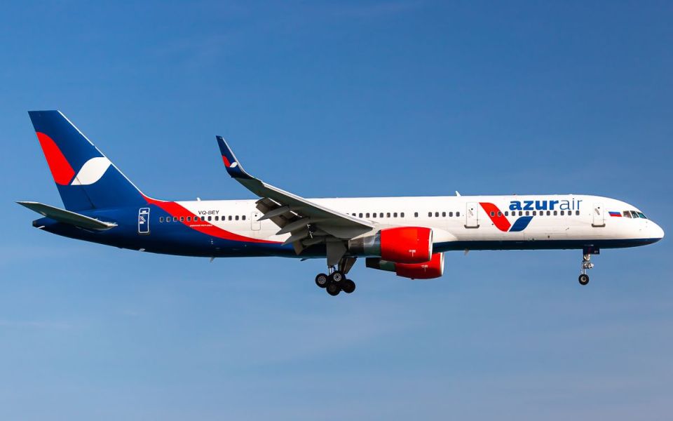 Самолёт Нячанг-Иркутск готовится к экстренной посадке во Вьетнаме — он подал сигнал бедствия над Ханоем