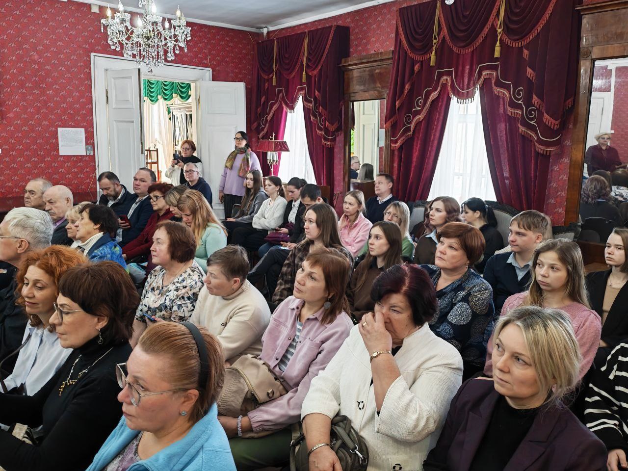 Государственным архивом Иркутской области запущен мультимедийный историко-документальный выставочный проект «Декабристы: Сибирь как судьба» Государственным архивом Иркутской области запущен мультимедийный историко-документальный выставочный проект «Декабристы: Сибирь как судьба»