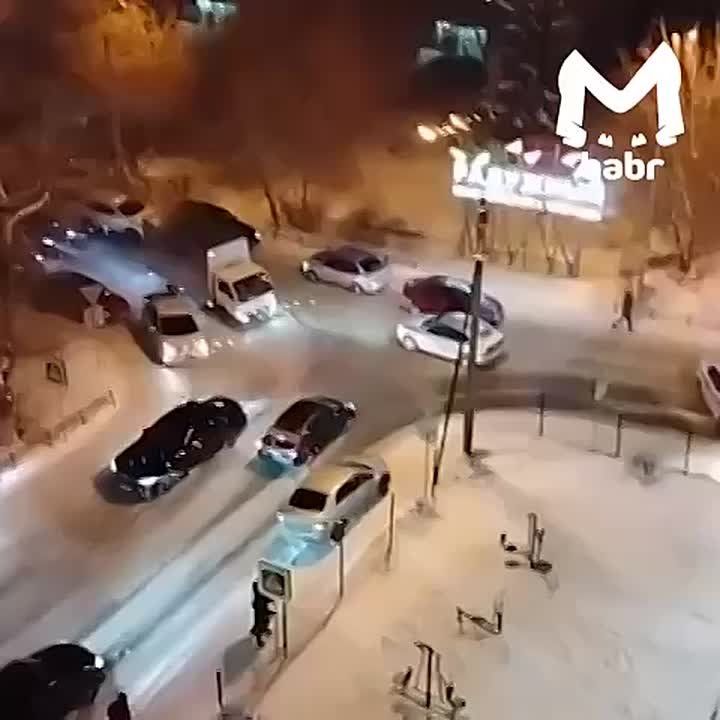 Абьюзер из Иркутска взял в заложники женщину и задушил