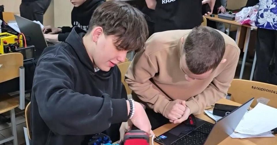 Братчане взяли «Абсолютного чемпиона» на «Лиге инженеров» и поедут в Минск