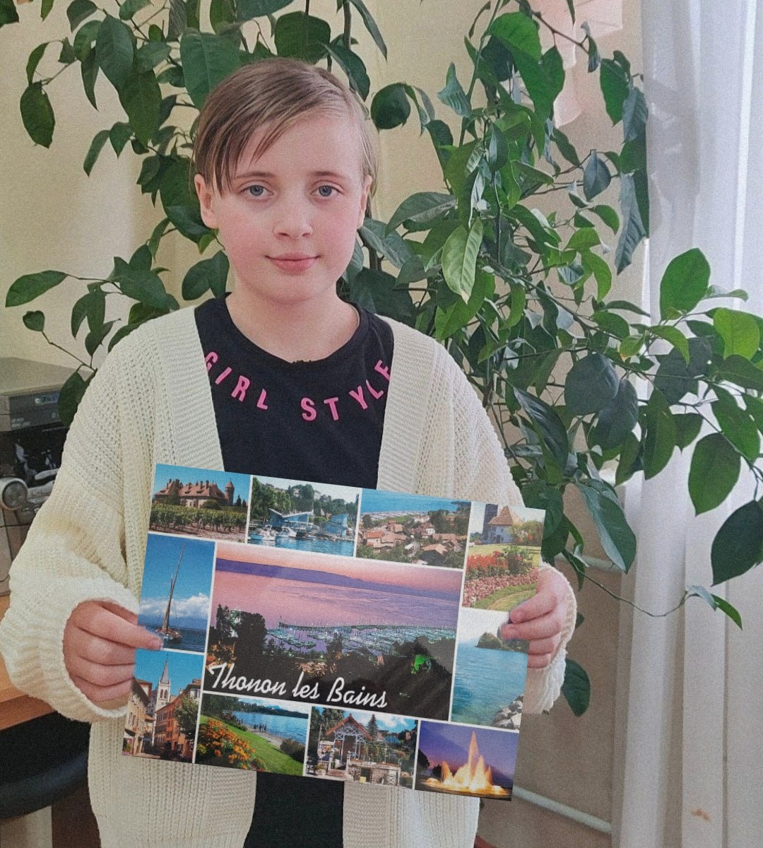 Юные художники Иркутска получили награды за участие в международной выставке во Франции