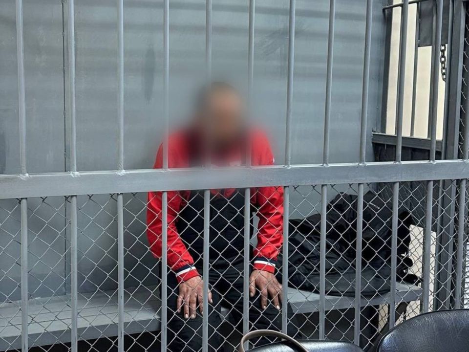 Следователи СК предъявили обвинение водителю внедорожника, допустившему его опрокидывание на льду Байкала, в результате которого погибла туристка, в совершении преступления, предусмотренного п. «в» ч. 2 ст. 238 УК РФ...