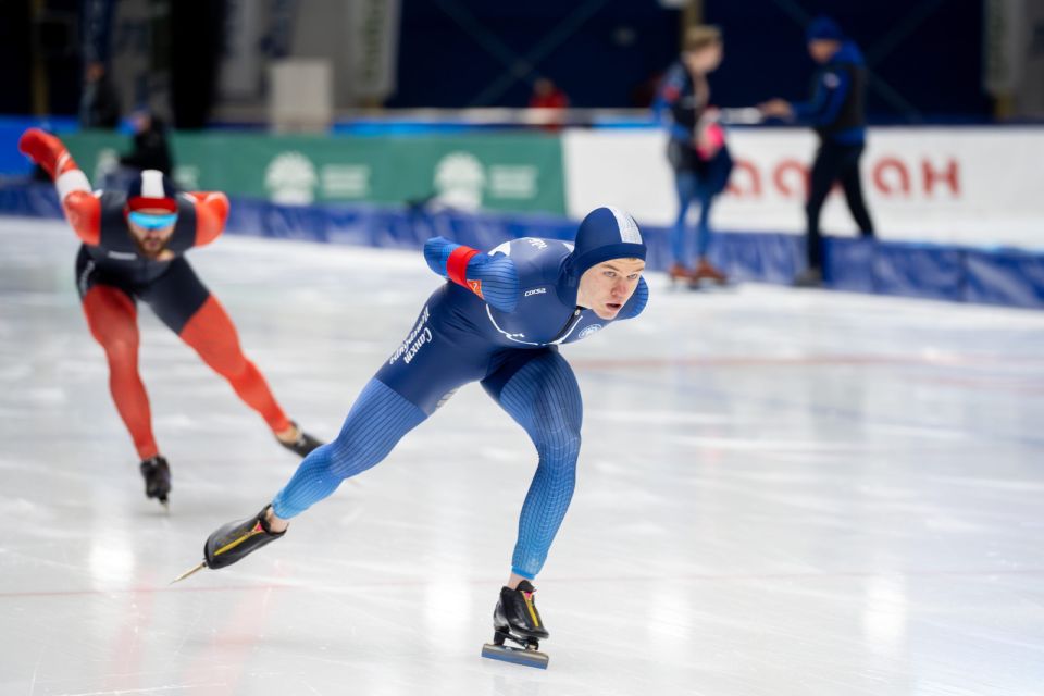 Татьяна Глюк порадовала нас просто огромным фотоальбомом с чемпионата России по конькобежному спорту