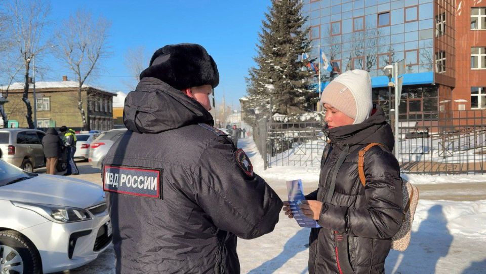 Сотрудники полиции и общественники провели профилактическое мероприятие в рамках акции «Внимание, пешеход!»