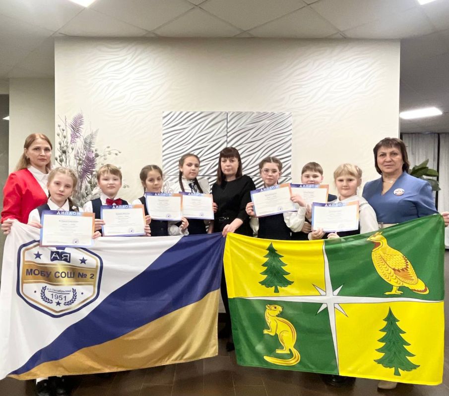 Школьники из Октябрьского привезли награды с всероссийского фестиваля в Москве