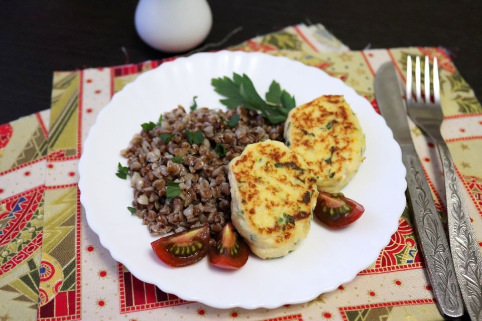 Сочные куриные котлеты с тыквой: быстро и вкусно