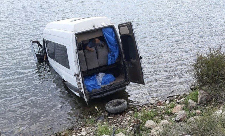 Водителя скатившегося в Байкал автобуса осудили в Ольхонском районе