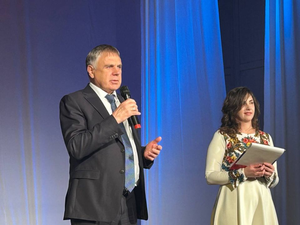 Сергей Петров: Самые яркие и активные представители молодежи Ангарского округа участвуют в ежегодном фестивале «СтудЗима»