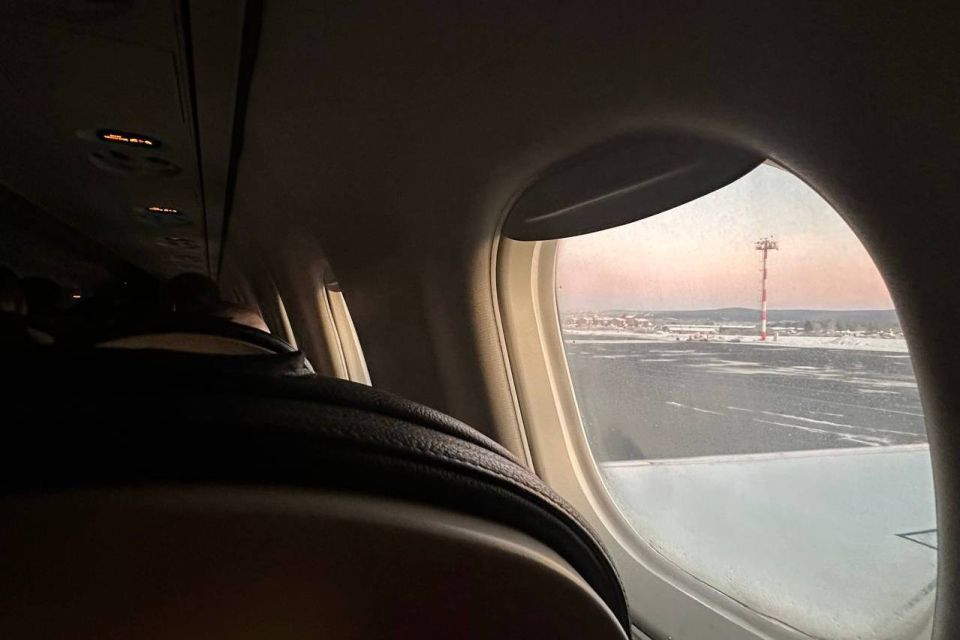 Вынужденная посадка самолета Иркутск-Бодайбо 10 февраля произошла из-за отключения одного двигателя