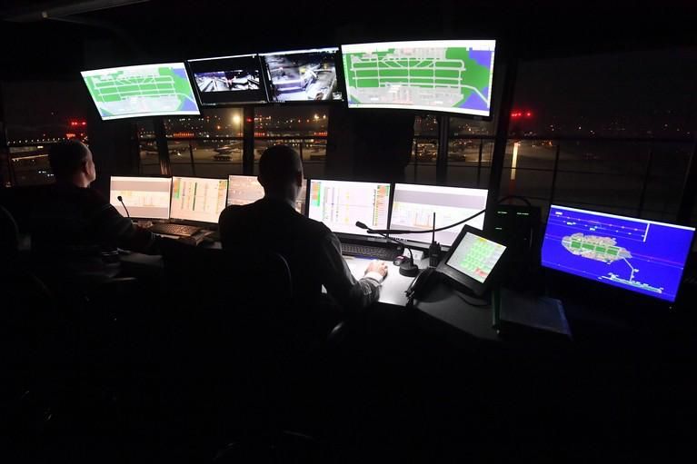 Жителя Приморья, который сообщил о ложном минировании аэропорта Иркутска отправят на лечение в психиатрическую больницу