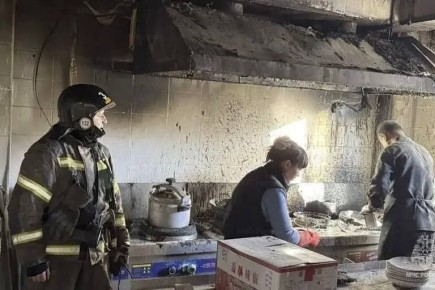 Поход в кафе закончился настоящим кошмаром для посетителей – днем 17 февраля 2026 года в помещении, расположенном на улице Глеба Успенского в Иркутске, разгорелся пожар