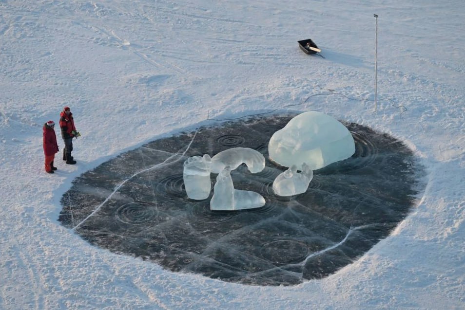 На льду озера Байкал, рядом с поселком Хужир, проходит выставка ледовой скульптуры Olkhon Ice Fest На льду озера Байкал, рядом с поселком Хужир, проходит выставка ледовой скульптуры Olkhon Ice Fest