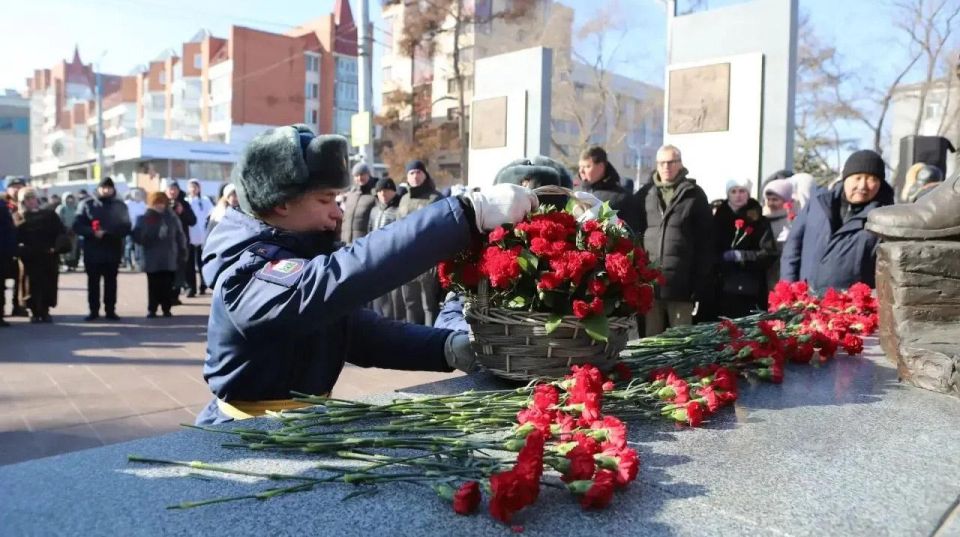 Митинг в честь Дня защитника Отечества прошел в Иркутске