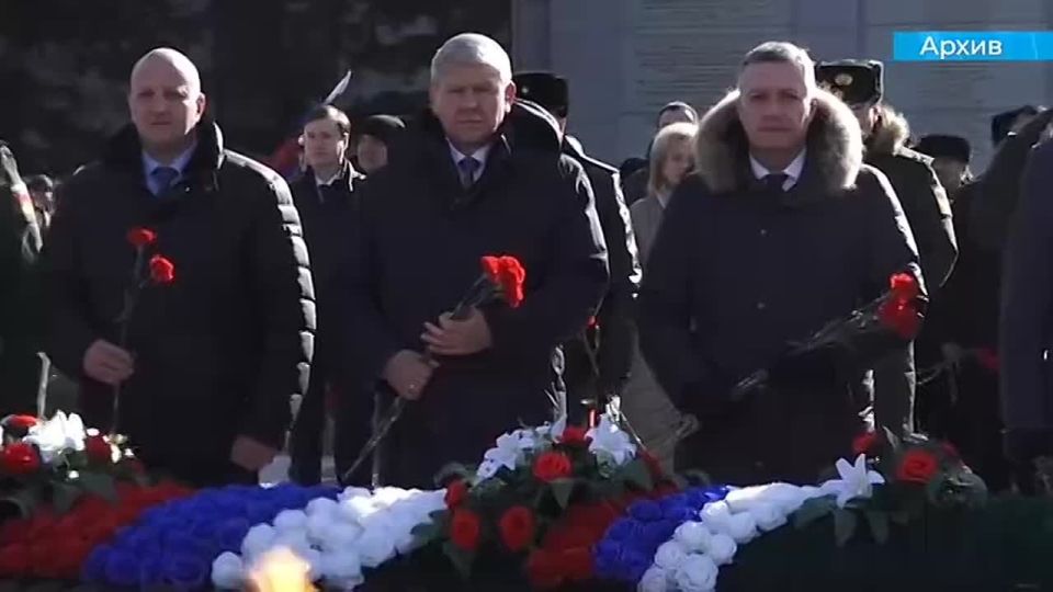 Губернатор Иркутской области Игорь Кобзев поздравил жителей региона с Днём защитника Отечества!