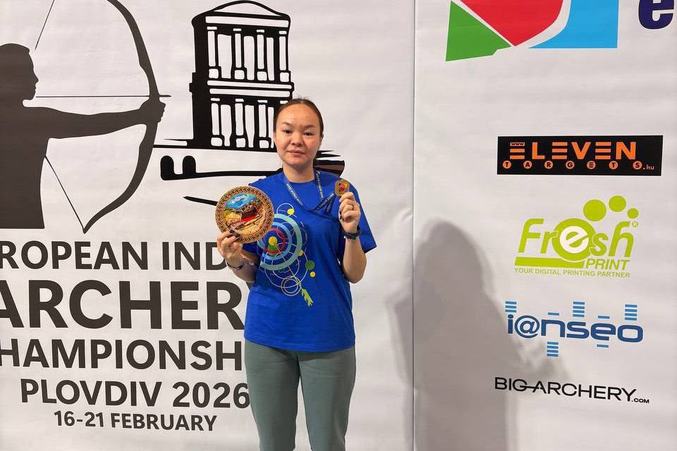 Лучница из Усть-Ордынского взяла золото первенства Европы