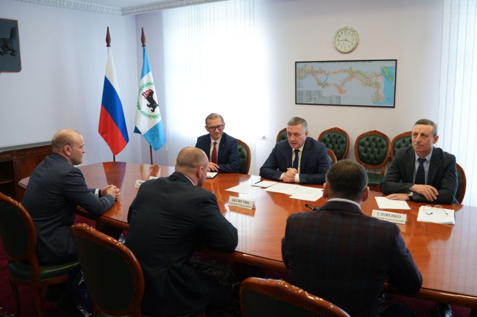 ����� ������ � ��������� �������� �������� �������� ����� � ��������� �������