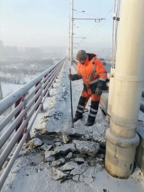 За выходные дни с улиц Иркутска вывезли около 2500 тонн снега