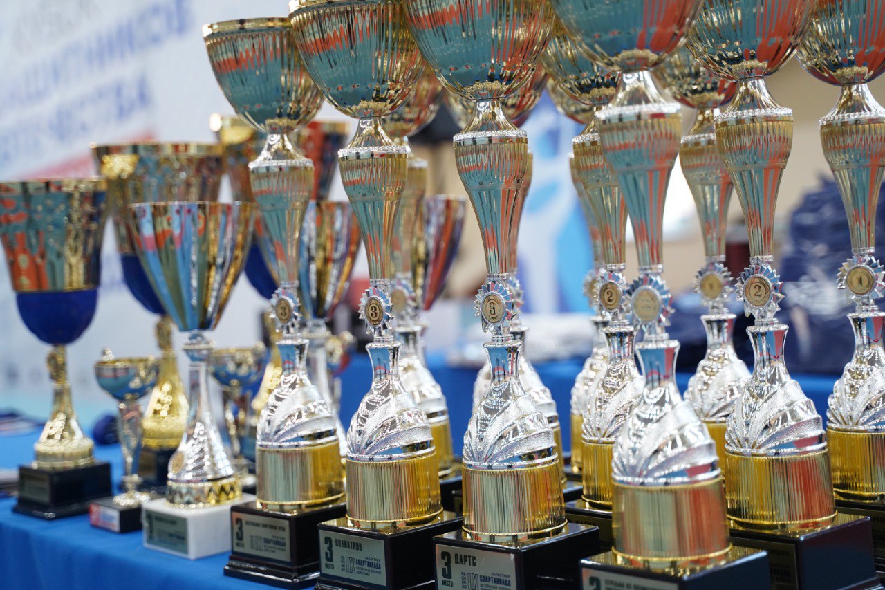 Победителей Кубка Защитников Отечества и IX Спартакиады ветеранов боевых действий определили в Иркутске Победителей Кубка Защитников Отечества и IX Спартакиады ветеранов боевых действий определили в Иркутске