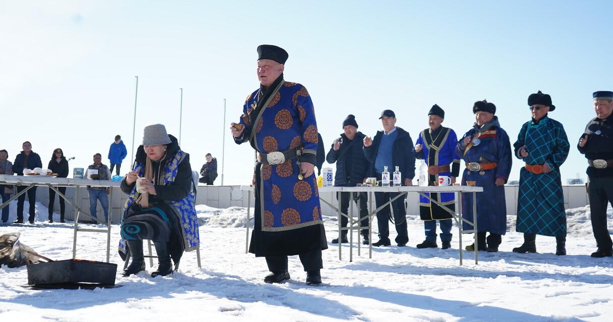Белая пища у буддистов ассоциируется со всем светлым, чистым, добрым Белая пища у буддистов ассоциируется со всем светлым, чистым, добрым