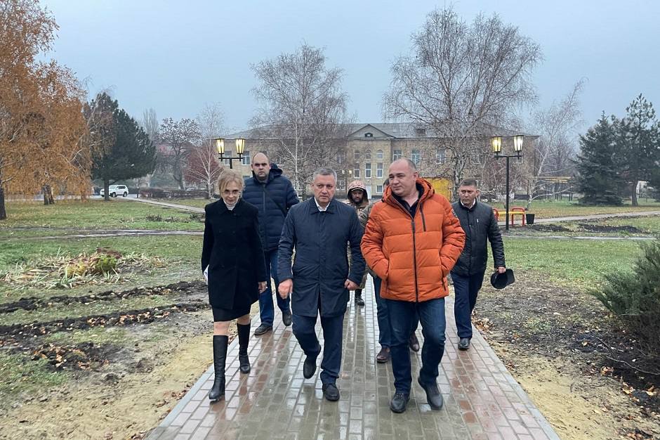 В июле 2022 года Иркутская область взяла шефство над городом Кировском Луганской Народной Республики В июле 2022 года Иркутская область взяла шефство над городом Кировском Луганской Народной Республики